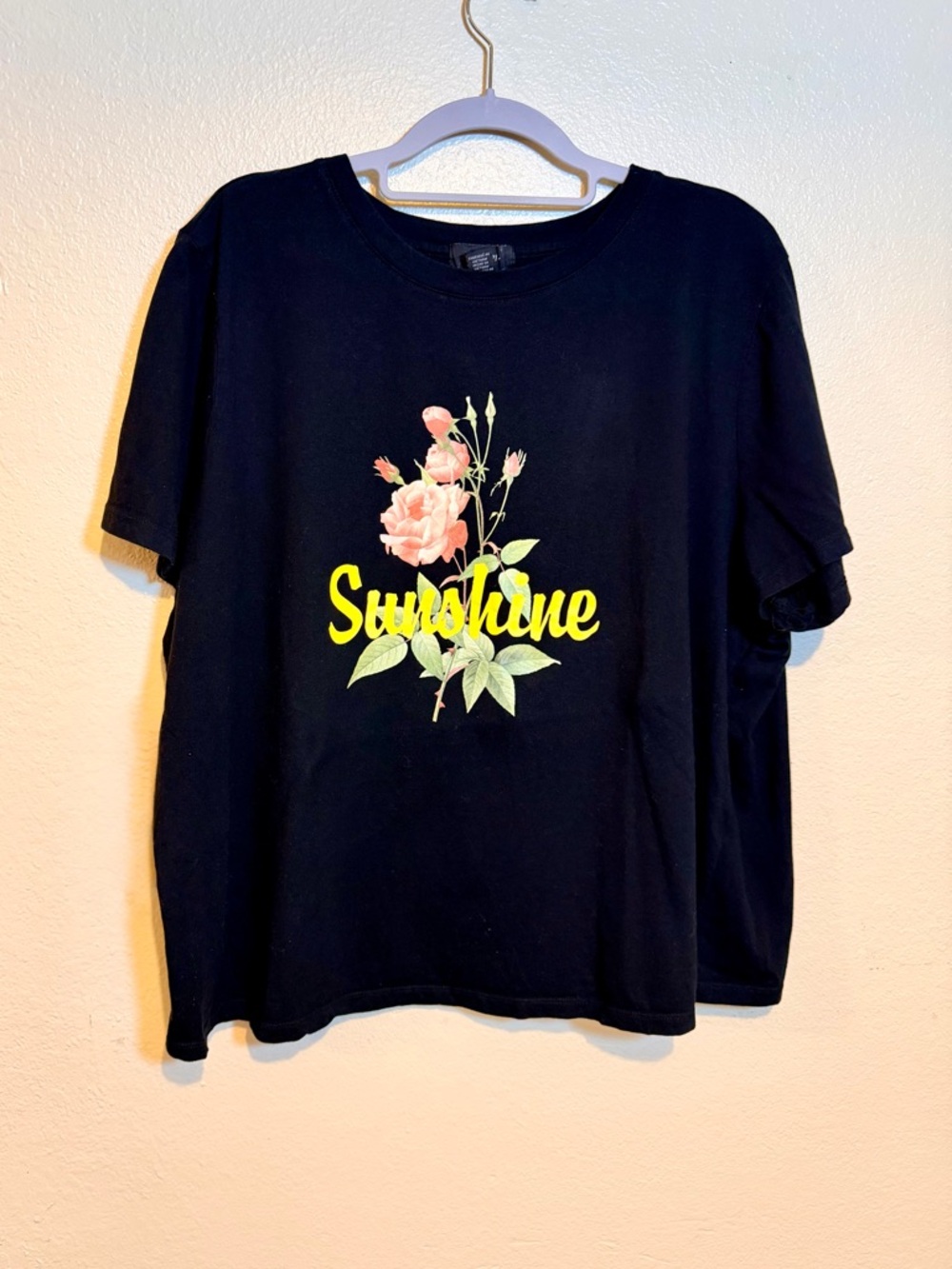 Forever 21 Black Floral Graphic Crop Tee with Orange Roses